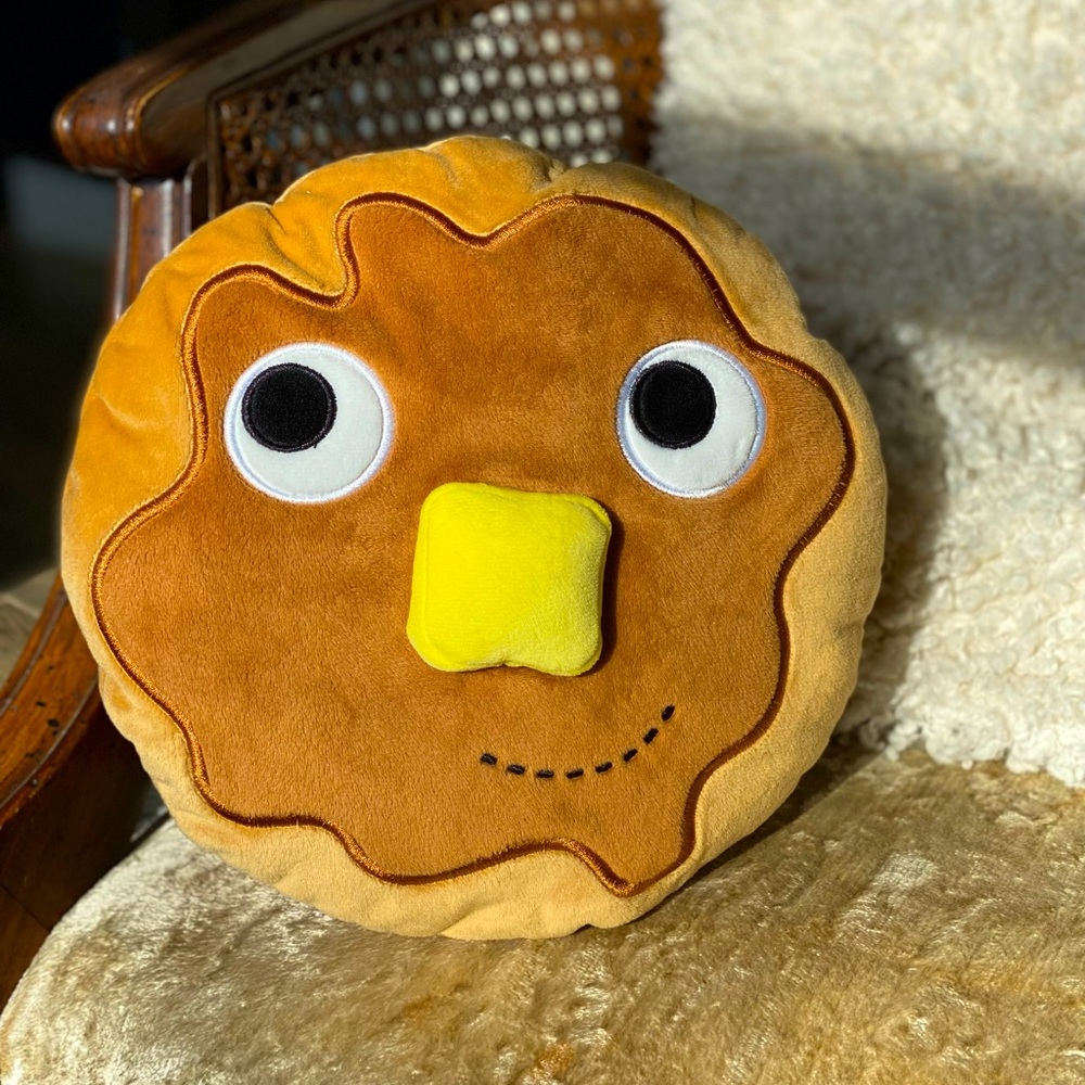🌙Kidrobot Yummy World Pancake Plush Toy